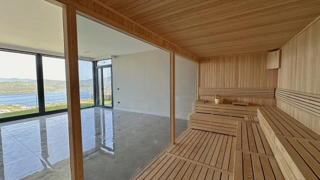 فيلا 5+1 مطلة على البحر في بودروم