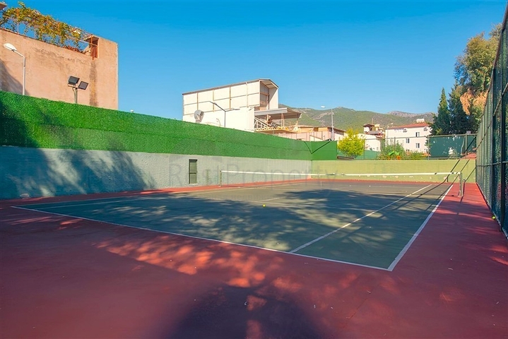 شقق في مجمع فاخر في الانيا