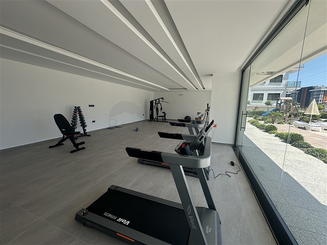 قريبة من البحر والخدمات -بالاقساط -شقق ضمن مجمع قيد الانشاء في افسلار / الانيا 