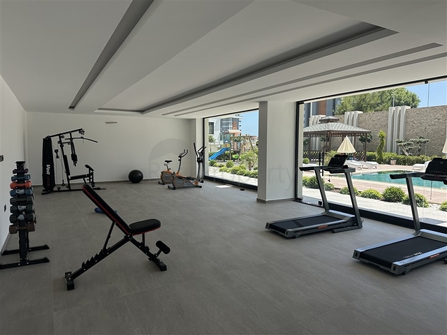 قريبة من البحر والخدمات -بالاقساط -شقق ضمن مجمع قيد الانشاء في افسلار / الانيا 