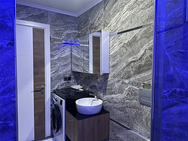 قريبة من البحر والخدمات -بالاقساط -شقق ضمن مجمع قيد الانشاء في افسلار / الانيا 