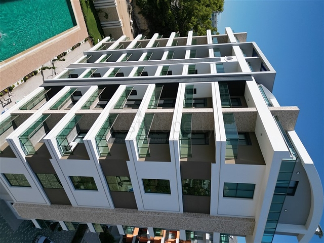 قريبة من البحر والخدمات -بالاقساط -شقق ضمن مجمع قيد الانشاء في افسلار / الانيا 