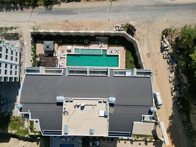 قريبة من البحر والخدمات -بالاقساط -شقق ضمن مجمع قيد الانشاء في افسلار / الانيا 