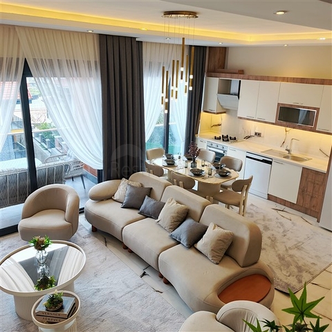 اطلالة بحر - مجمع فاخر قيد الانشاء -بالتقسيط - في مركز الانيا 