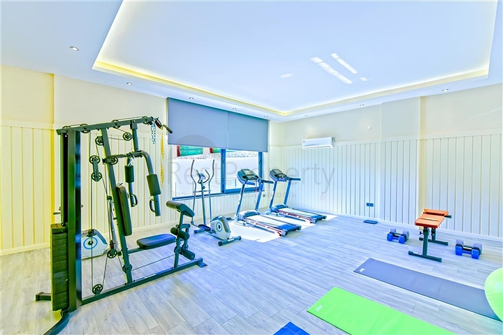 اطلالة بحر - مجمع فاخر قيد الانشاء -بالتقسيط - في مركز الانيا 