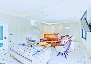 اطلالة بحر - مجمع فاخر قيد الانشاء -بالتقسيط - في مركز الانيا 