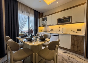 اطلالة بحر - مجمع فاخر قيد الانشاء -بالتقسيط - في مركز الانيا 