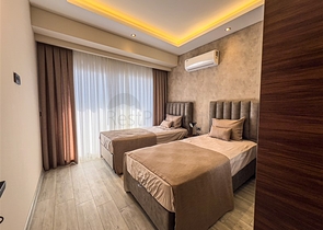 اطلالة بحر - مجمع فاخر قيد الانشاء -بالتقسيط - في مركز الانيا 