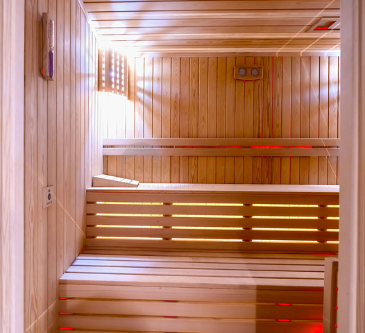 فلل فاخرة باطلالة بحرية في الانيا 