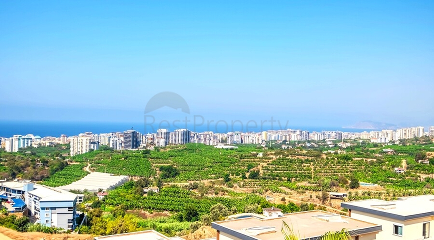 فلل فاخرة باطلالة بحرية في الانيا 