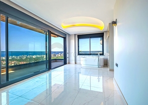 فلل فاخرة باطلالة بحرية في الانيا 