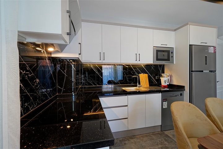 شقق فاخرة للبيع في الانيا - مجمع قيد الانشاء -في محمودلار / الانيا 