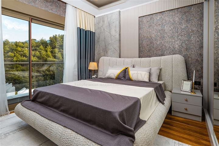 مجمع فيلا فاخرة مع إطلالة بانورامية على البحر 