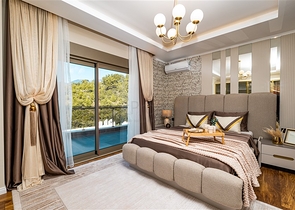 مجمع فيلا فاخرة مع إطلالة بانورامية على البحر 