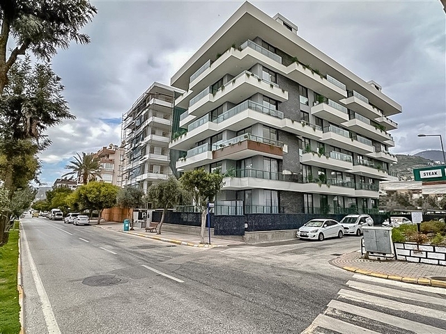 شقق مناسبة للاستثمار -قريبة من شاطئ كليوباترا -في مركز الانيا 