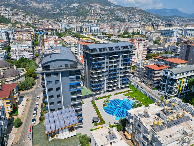 شقق بالاقساط ضمن مجمع فاخر - في مركز الانيا 