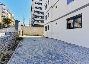 شقق بالتقسيط ضمن مجمع قيد الانشاء في افسلار / الانيا 