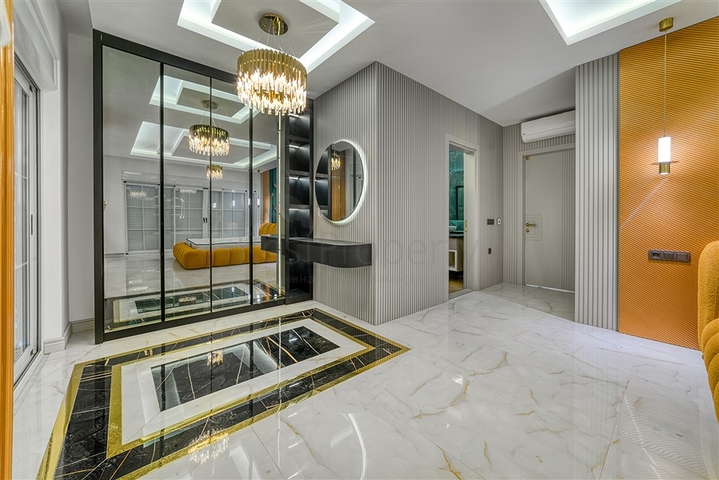 اطلالة بحر وقلعة -فيلا فاخرة في مركز الانيا 