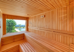 اطلالة بحر وقلعة -فيلا فاخرة في مركز الانيا 