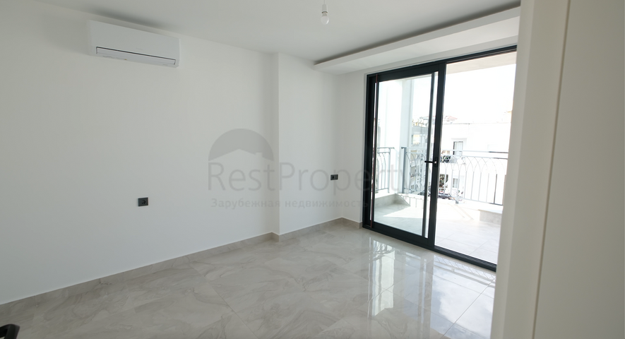 شقق قيد الانشاء -في مركز الانيا 