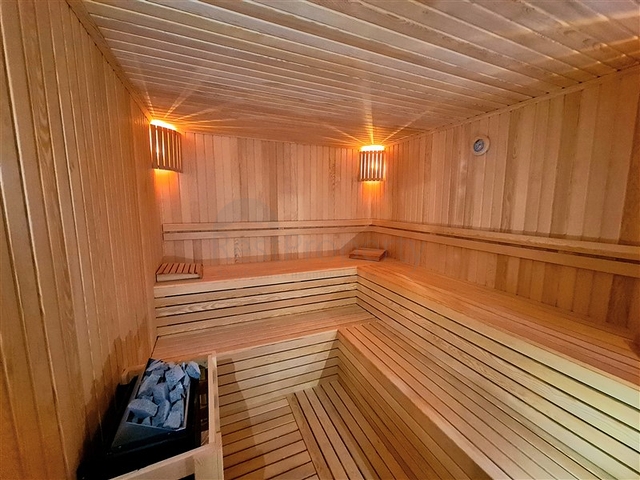 مجمع قيد الإنشاء في منطقة أوبا