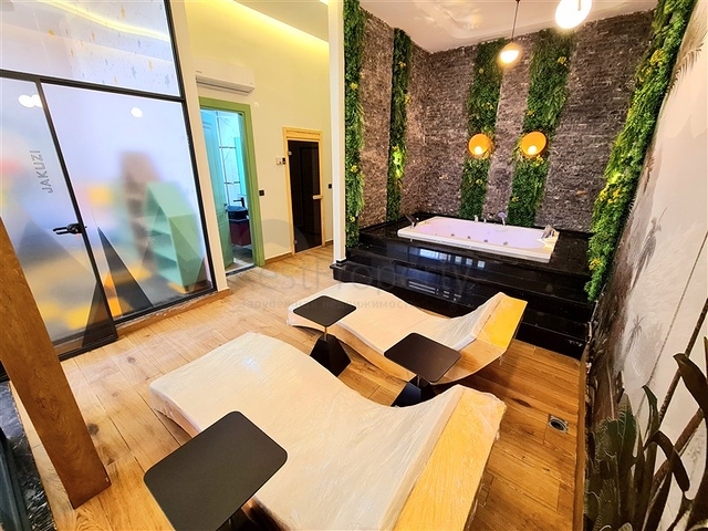 مجمع قيد الإنشاء في منطقة أوبا