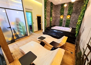 مجمع قيد الإنشاء في منطقة أوبا