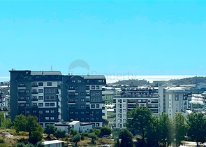 شقة جديدة بغرفة نوم واحدة في مجمع مع بنية تحتية ممتازة