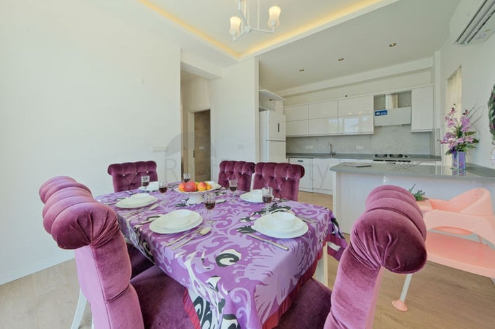 فيلا 4+1 قيد الإنشاء في منطقة فتحية 