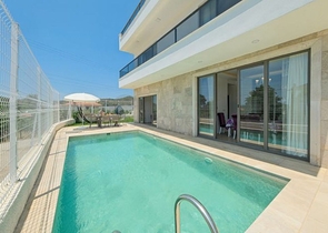 فيلا 4+1 قيد الإنشاء في منطقة فتحية 