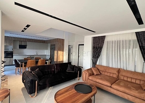 فيلا جديدة 4 + 1 في منطقة فتحية 