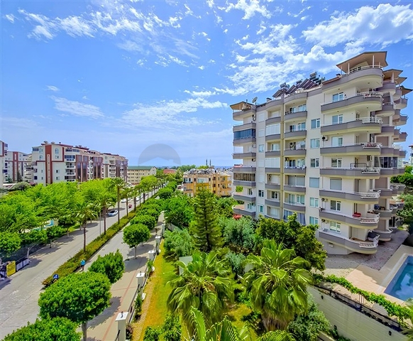 شقة 2+1 مطلة على البحر في وسط أفسالار