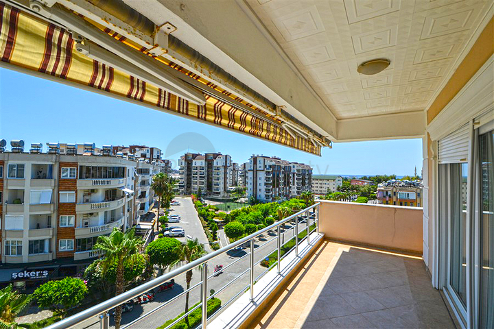 شقة 2+1 مطلة على البحر في وسط أفسالار