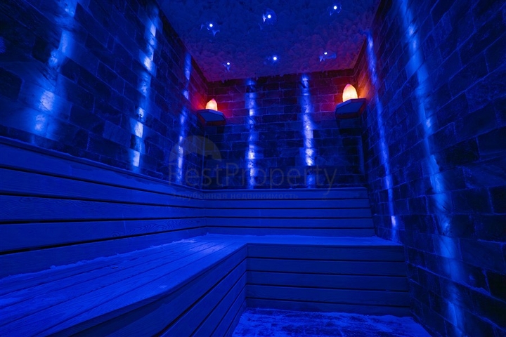 مشروع في منطقة محمودلار على بعد 200 متر من البحر 