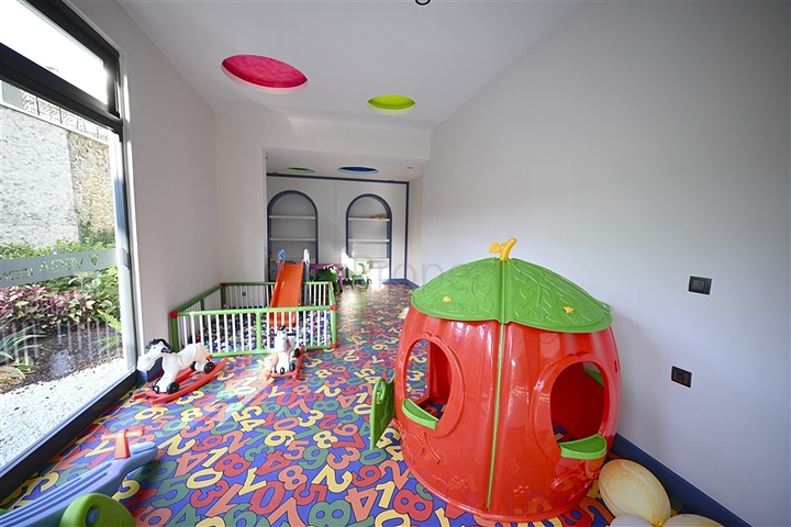 شقق 1+1 في مجمع قيد الإنشاء في منطقة أوبا