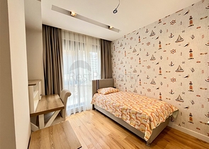 نحن نقدم لك مشروع مجمع مع البنية التحتية في وسط ألانيا