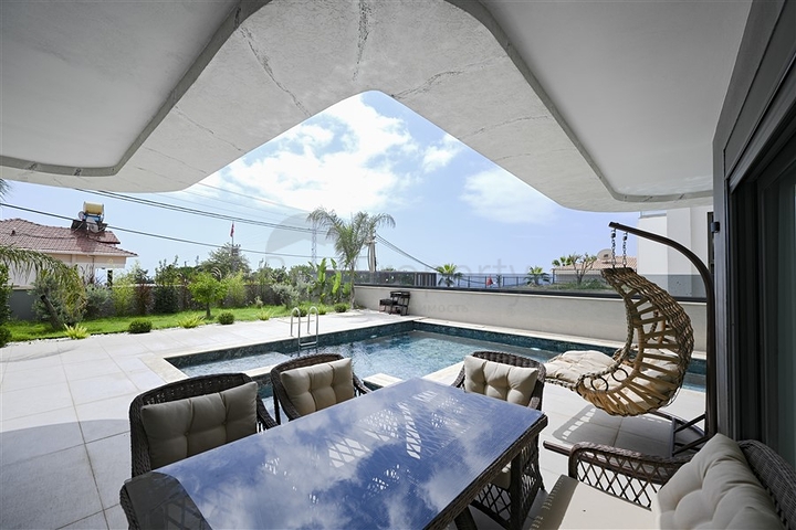 فيلا في موقع فريد في قلب ألانيا