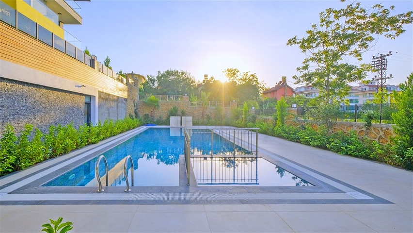 مشروع جديد في منطقة كستل على بعد 750 متر من البحر