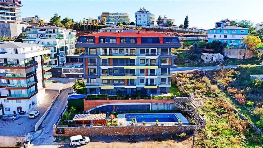 مشروع جديد في منطقة كستل على بعد 750 متر من البحر