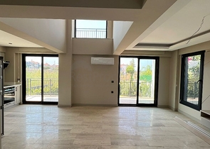 فيلا 3+1 في منطقة فتحية 