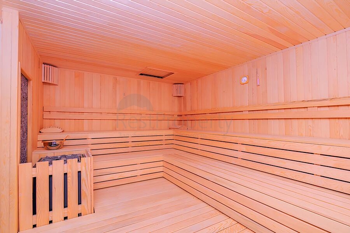 مشروع استثماري جديد بالقرب من شاطئ كليوباترا