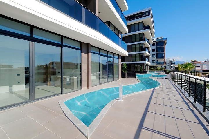 مشروع استثماري جديد بالقرب من شاطئ كليوباترا