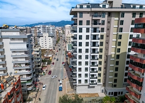 شقق في مجمع جديد في قلب محمودلار