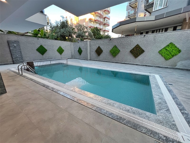 مشروع استثماري جديد على بعد 600 متر من شاطئ كليوباترا 