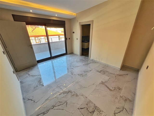 مشروع استثماري جديد على بعد 600 متر من شاطئ كليوباترا 