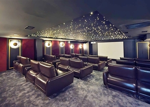 شقة 1+1 في مجمع من الدرجة الممتازة في منطقة توسمور