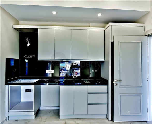 شقة جديدة 1+1 على البحر في منطقة توسمور