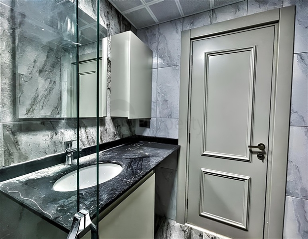 شقة جديدة 1+1 على البحر في منطقة توسمور