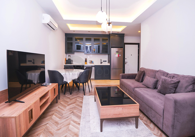 شقة في مجمع متميز على السطر الأول 