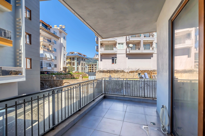 شقة فسيحة 3 + 1 في واحدة من أفضل المناطق في ألانيا-أوبا